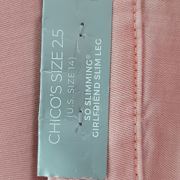 NWT Chico's Pink So Slimming Girlfriend Slim Leg Frayed Hem Crop Jeans Size 14 - Picture 6 of 8